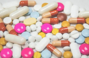 Inside Sources: Fake Pharma Websites Bring Fentanyl Right to Your Laptop