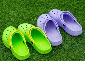 Bloomberg: Fake Crocs Are Being Fought by the Maker of the Real Comfy Clogs
